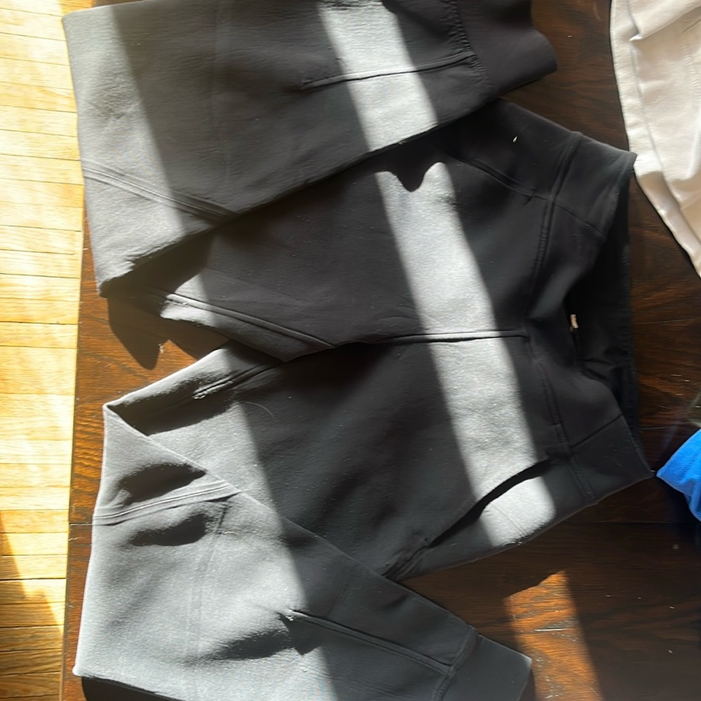 Lululemon joggers